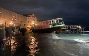 Acqua alta a Venezia