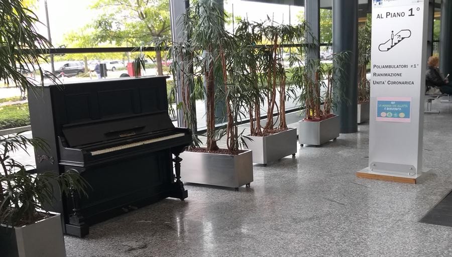 Vimercate (Monza) pianoforte Ospedale