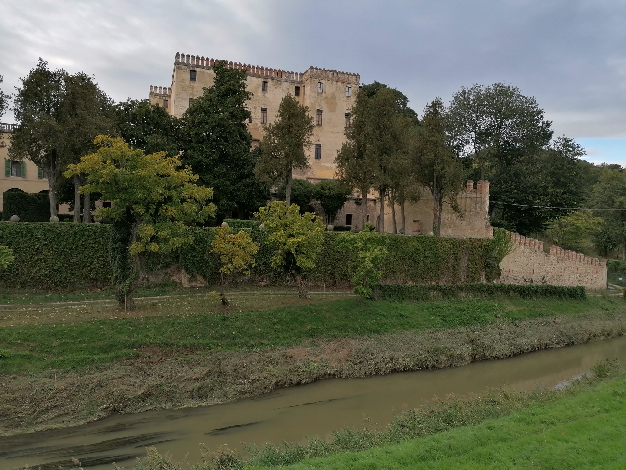 1.-Castello-del-Catajo-veduta