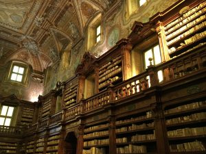 Girolamini-Biblioteca-Foto-TripAdvisor