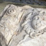 83_Rilievo-con-testa-di-medusa_Parco-archeologico-Celio-1