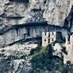 Vandali in azione al Castello di San Gottardo a Mezzocorona