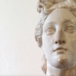 I Carabinieri dell’Arte consegnano ai Musei Archeologici di Venezia una testa marmorea raffigurante la dea Diana